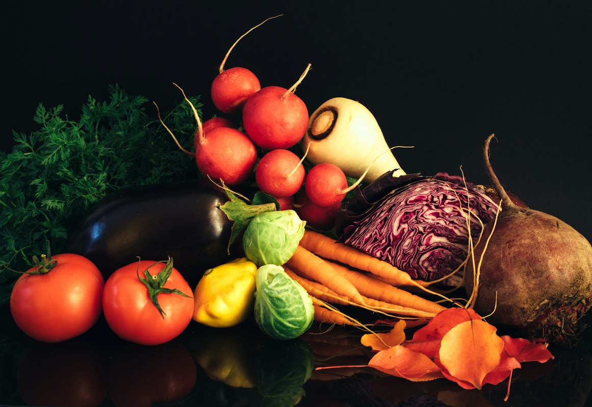 Natural vitamins and minerals for men's energy and wellness